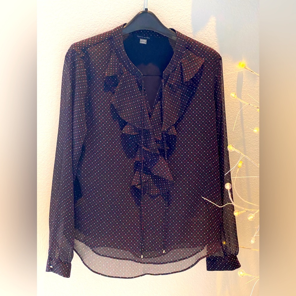 ♥️Tommy Hilfiger🔵Ruffle Blouse✨Large♥️Navy(almost black) w/ red&white dots✨NWOT